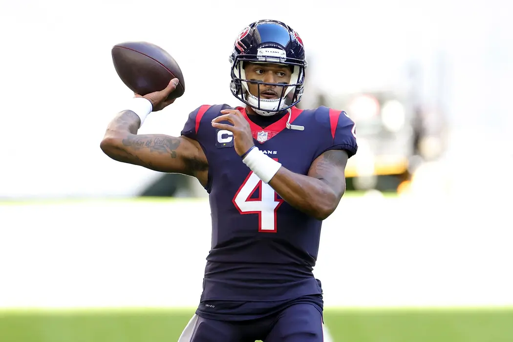 Deshaun Watson participates in warmups prior to a game against the Tennessee Titans at NRG Stadium on January 3, 2021.
