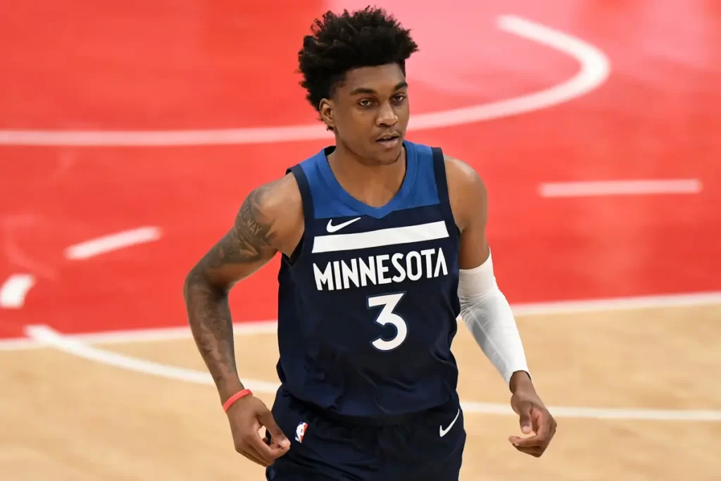 Minnesota Timberwolves confirmed that Jaden McDaniels will missed 2-3 weeks after he sprained his right ankle in Monday in win over the Knicks