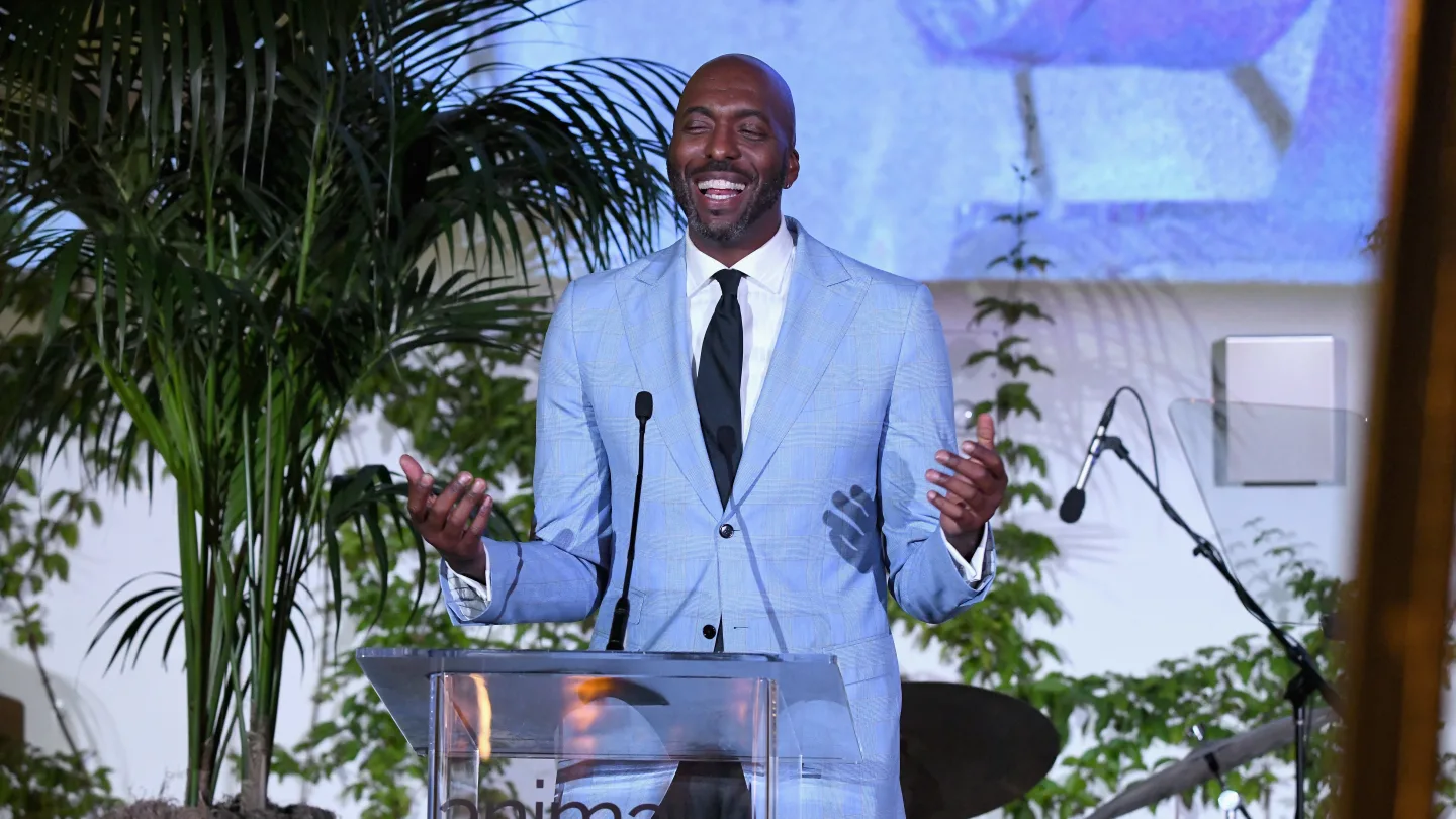 John Salley reveal something astonishing about MJ and Isiah Thomas' long standing beef