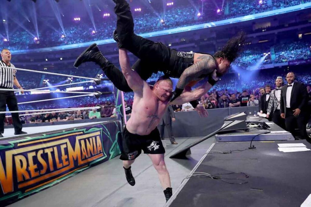 Roman Reigns and Brock Lesnar 
