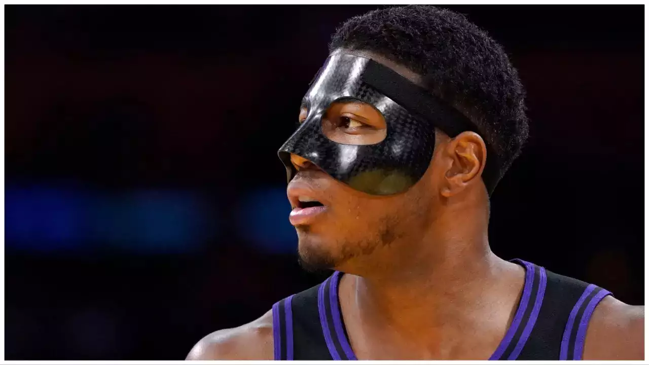 The Lakers Power Forward Rui Hachimura return to the on court, while he wore a mask during the Suns-Lakers game to leave fans thinking why?