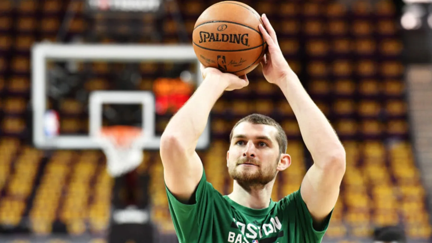 Tyler Zeller