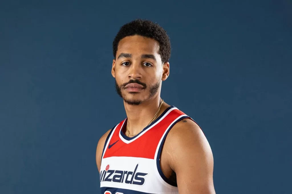 Following Jordan Poole's awkward slip in Suns vs Wizards, report shows he is unhurt, amid struggling this season.