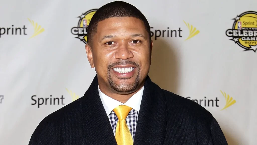 Jalen Rose shares is experience of a bad spending habits that once made him shell out $15,000 for his “dumbest purchase ever” while leaving a big lesson for the rookies