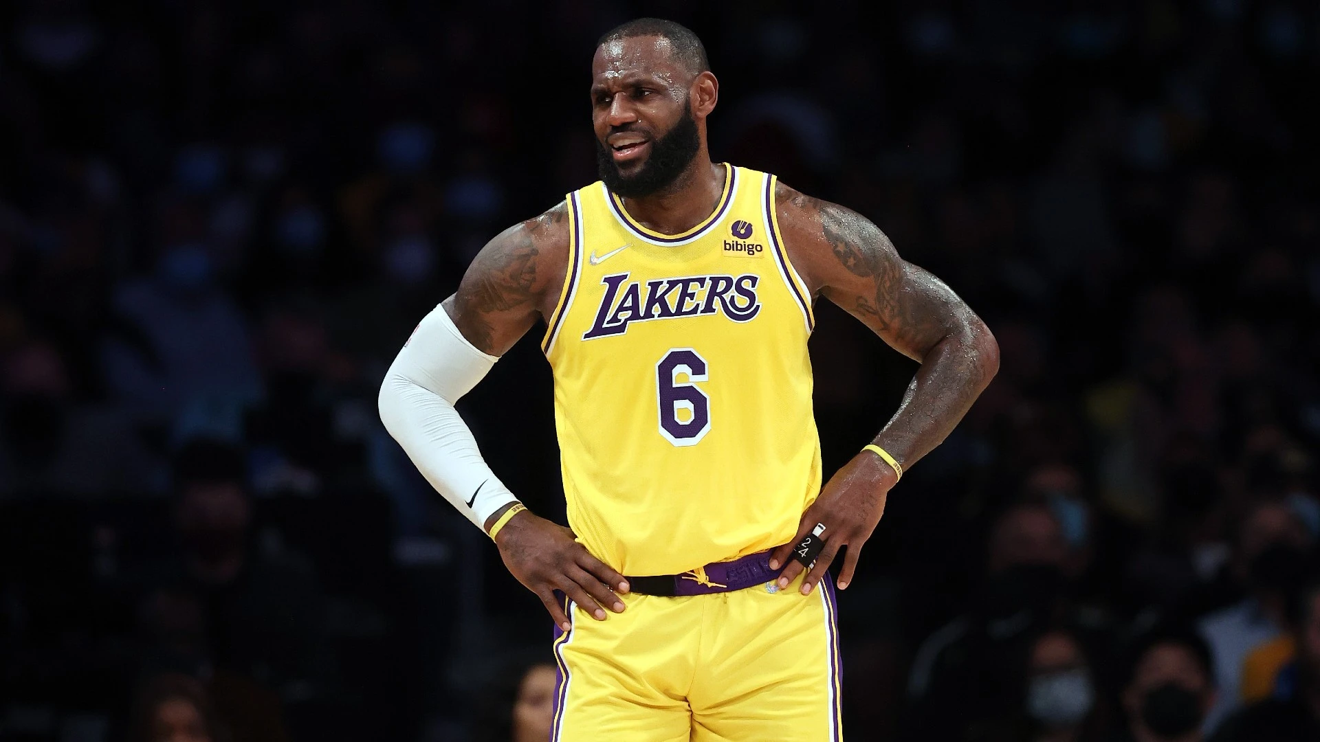 Lakers LeBron James had a hilarious encounter with Bill Hader in a thrilling film, titled ‘Trainwreck’
