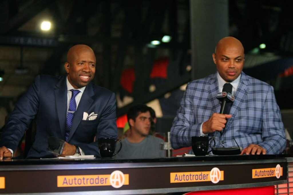 Kenny Smith and Charles Barkley 