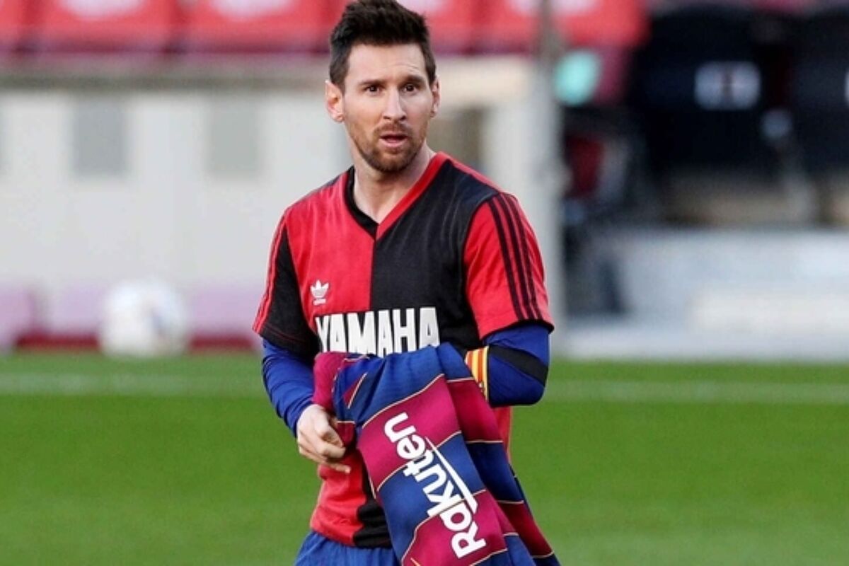 Leo Messi in Newell's jersey