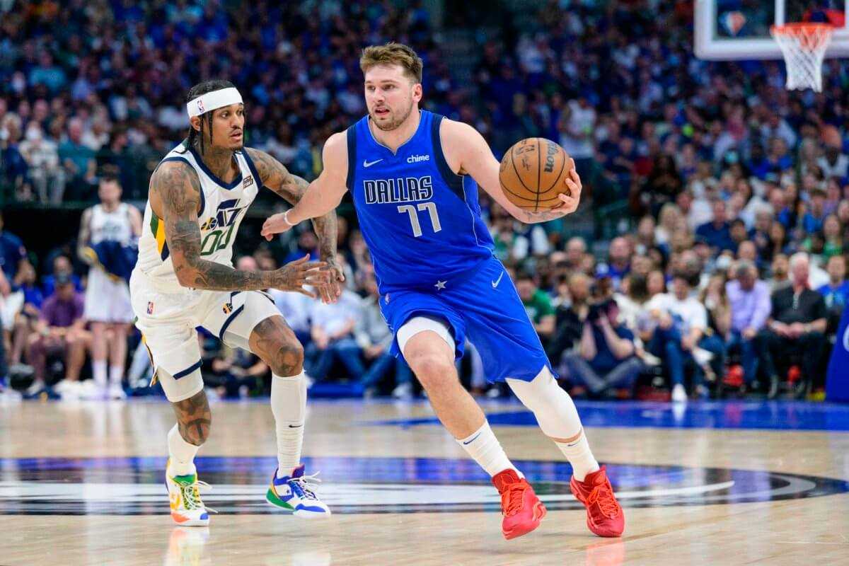 WATCH: Luka Doncic's picture-perfect pass from opposite free throw line ...