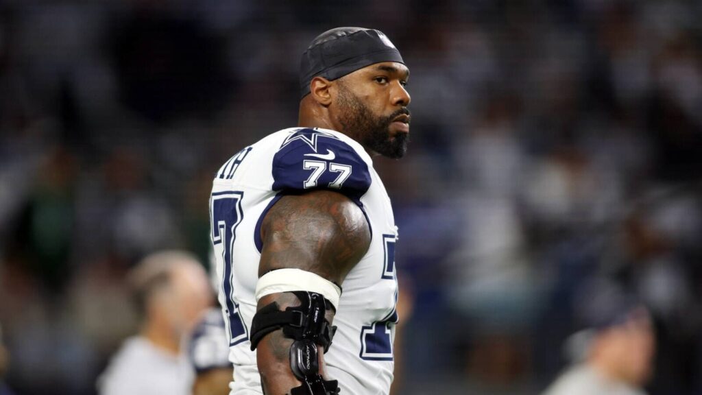 Tyron Smith 