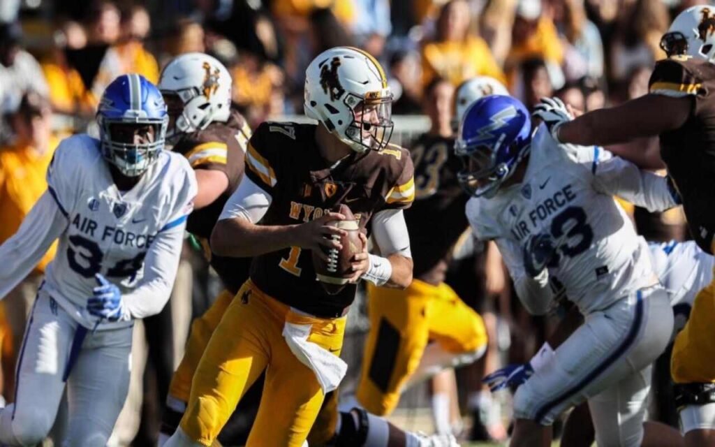 josh allen wyoming cowboys football college career buffalo bills stats records highlights 2 1